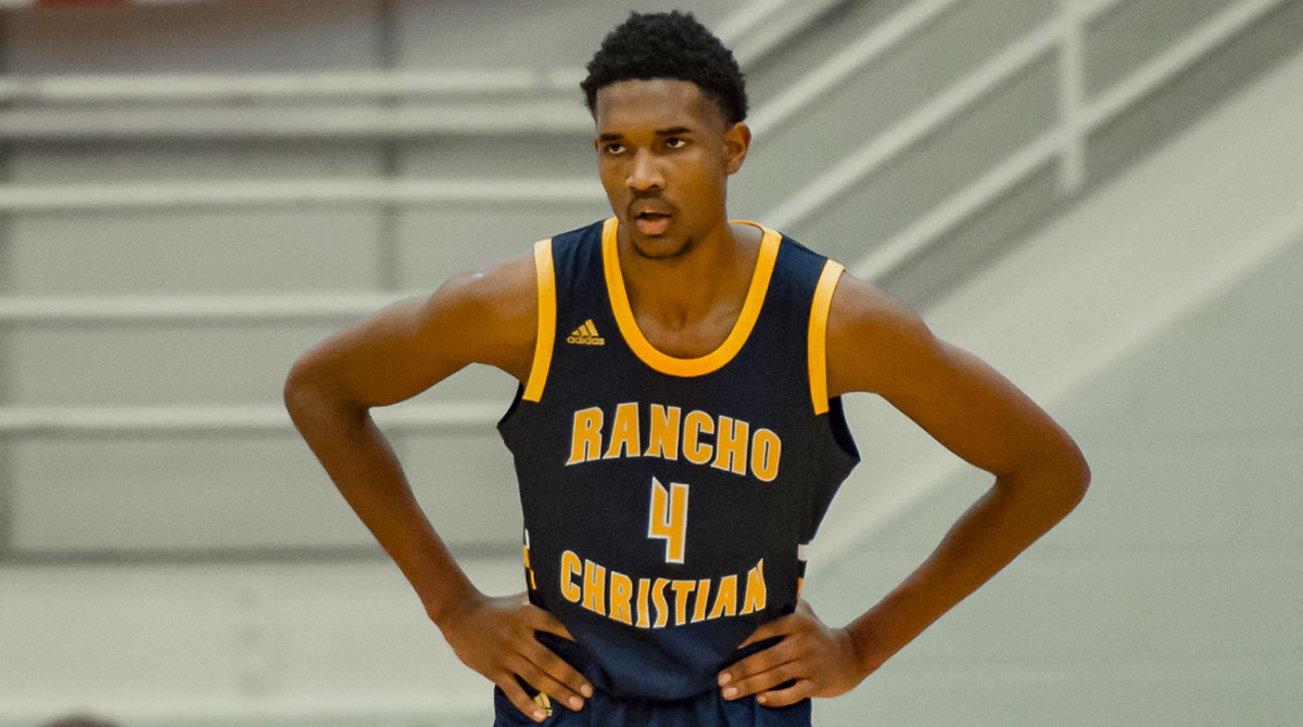 evan-mobley-hoophall.jpg